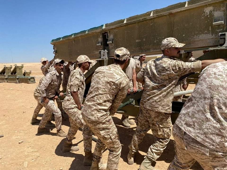 مدرسة سلاح الهندسة الملكي تنفذ يوماً تدريبياً...صور