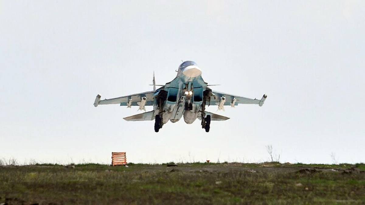 تحطم مقاتلة روسية ونجاة طاقمها