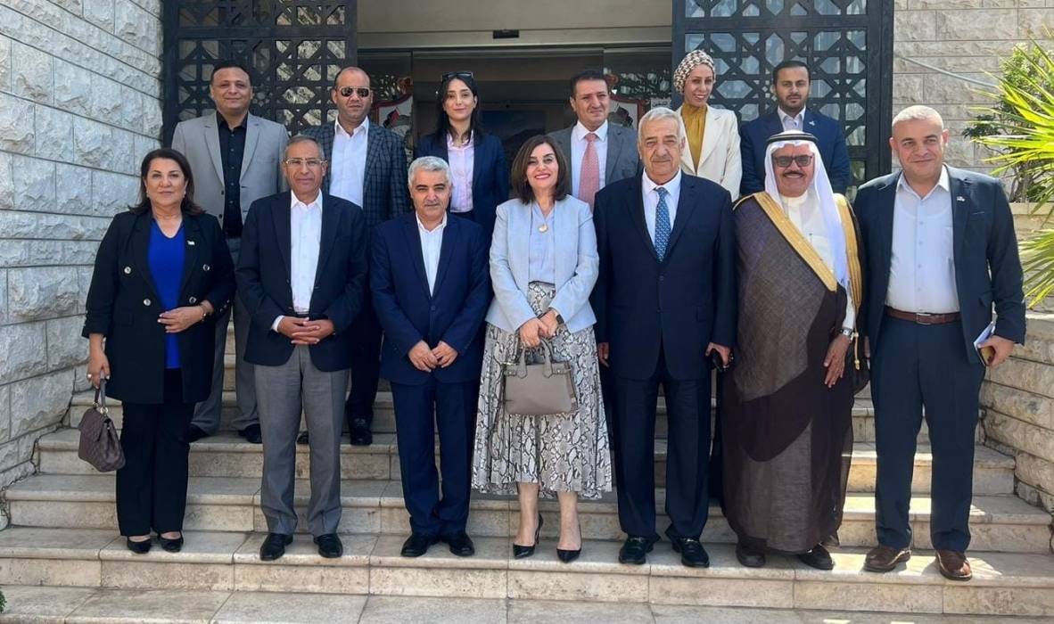لجنة من الأعيان تطلع على خدمات التعليم التقني والمهني في العقبة