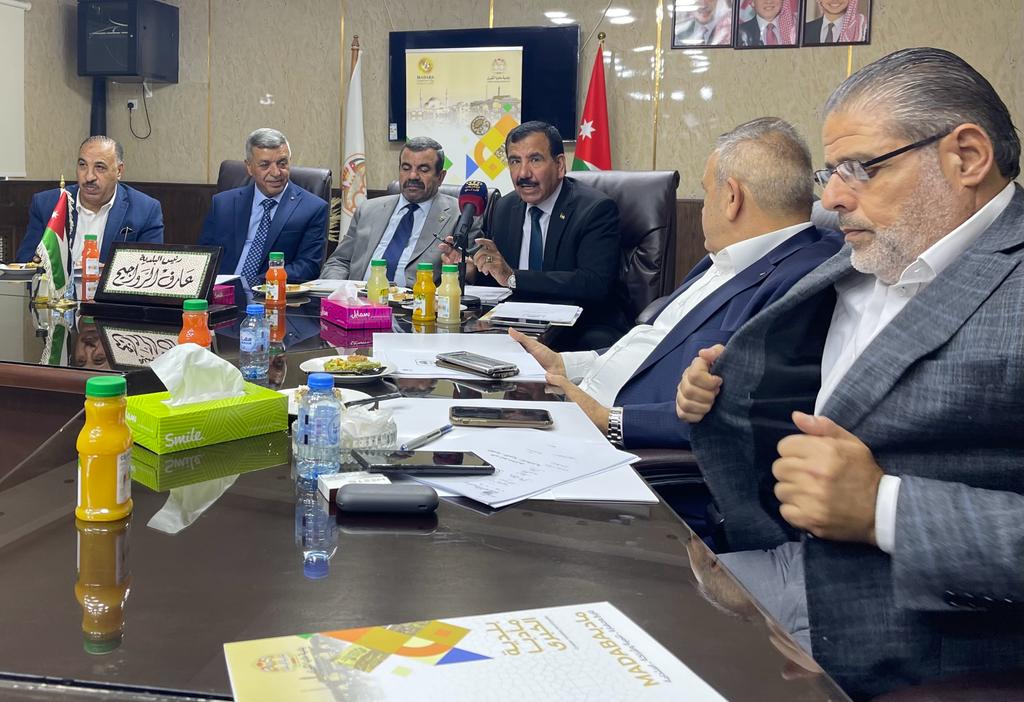 استكمالاً للجولات الميدانية .. زيارة مميزة لحزب الائتلاف الوطني إلى بلدية مادبا الكبرى