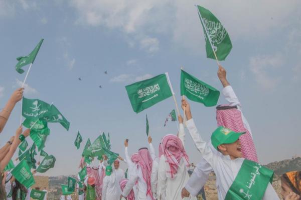 السعوديون يحتفلون باليوم الوطني الـ93