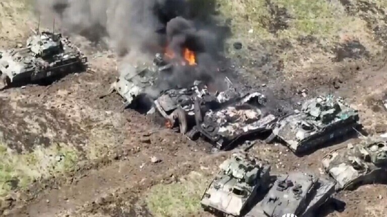 الجيش الروسي يدمر دبابة ليوبارد مع طاقمها من العسكريين الألمان