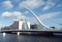 عاصمة أيرلندا تُنير أشهر جسورها بشعار المملكة العربية السعودية  احتفالا باليوم الوطني