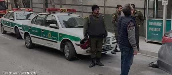 الاستخبارات الإيرانية: تحييد 30 قنبلة في طهران