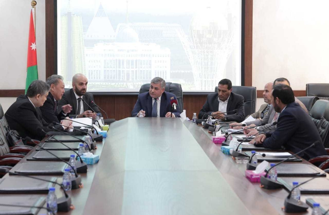 البرلمانية الأردنية الكازاخستانية تلتقي السفير توماتوف
