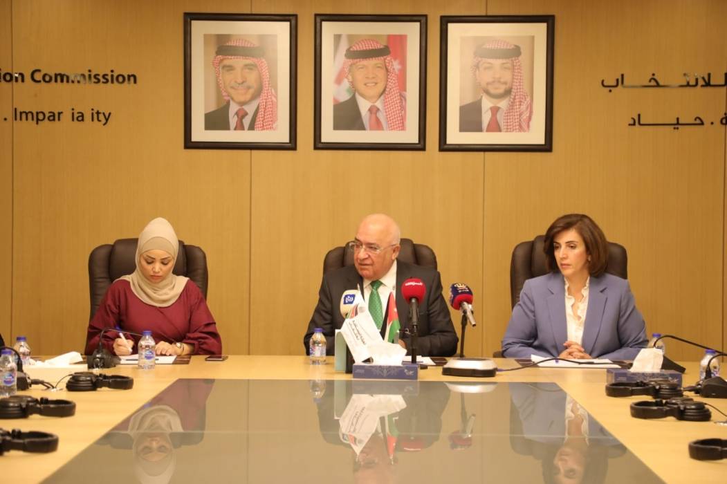 المعايطة يلتقي البرلمانيات الاردنيات..صور