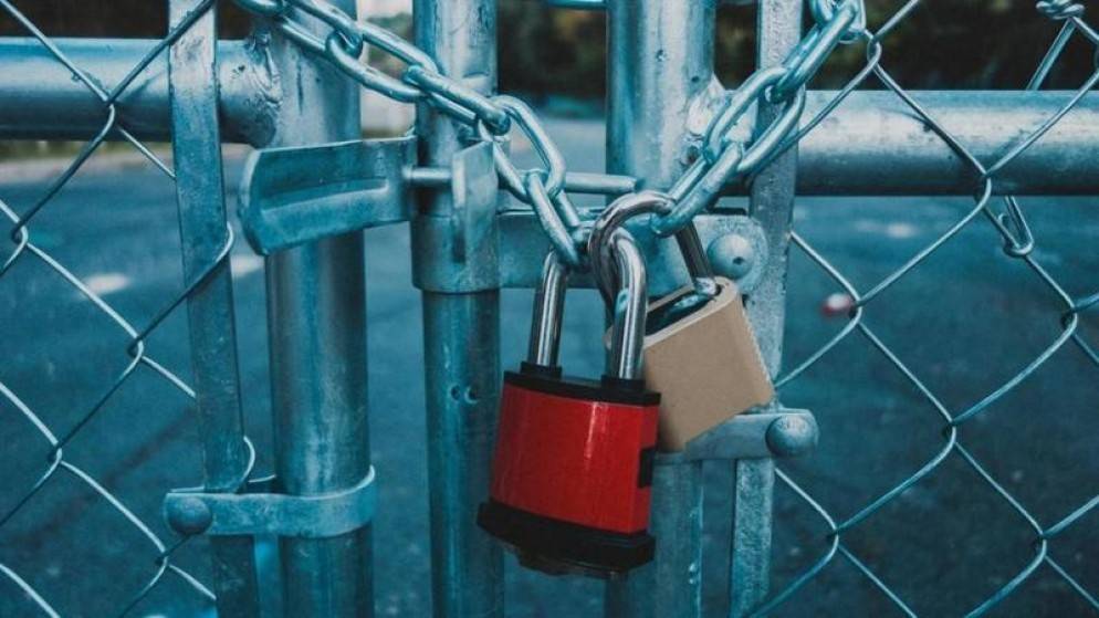 المفرق ... إغلاق مصنع غذائي وتوقيف 6 بائعي محروقات على الطرق