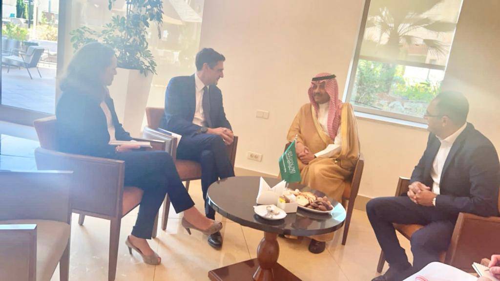 السديري يلتقي ممثل الإتحاد الأوروبي لدى  فلسطين اليكسندر ستوتزمان في رام الله