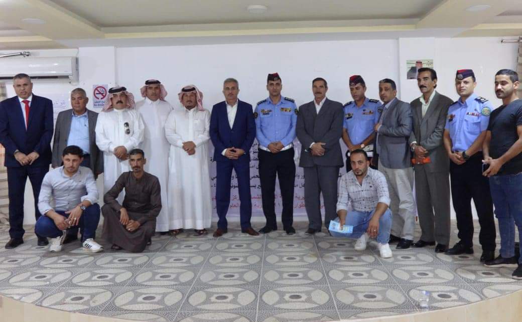استمرار اللقاءات الحوارية في لواء عي والبادية الشمالية حول قانون السير المعدل ...صور