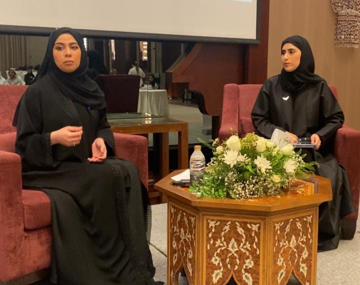 المرشحة حمده حسن محمد الرئيسي تعقد لقاء جماهيري في فندق عجمان