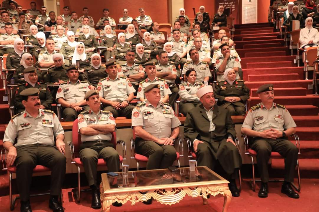 الخدمات الطبية الملكية تحتفل بذكرى المولد النبوي الشريف...صور