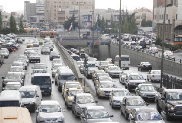 السير تكشف سبب الازدحام المروري الخانق في منطقة صويلح