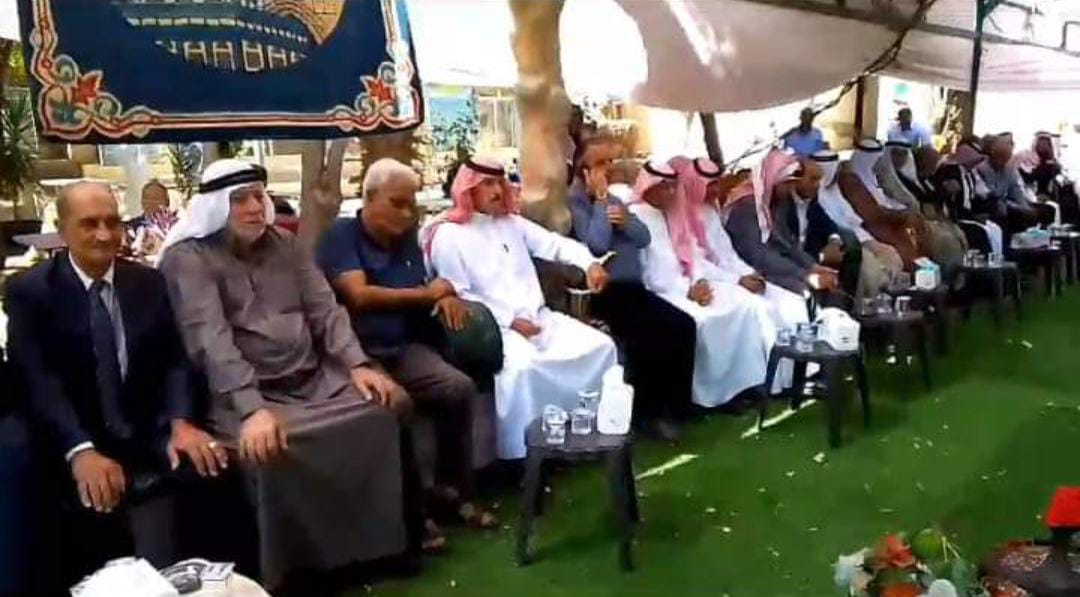 احتفال مهيب لرجال الدروع في ديوان الدكتور عبدالله الخالدي في الزعتري ...صور