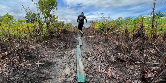 18 قتيلاً في حريق مصفاة لتكرير النفط في نيجيريا