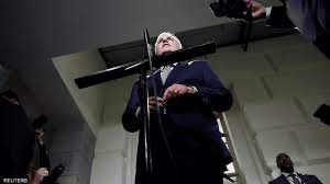 تمرد بأروقة الحزب الجمهوري يعزل مكارثي عن رئاسة مجلس النواب