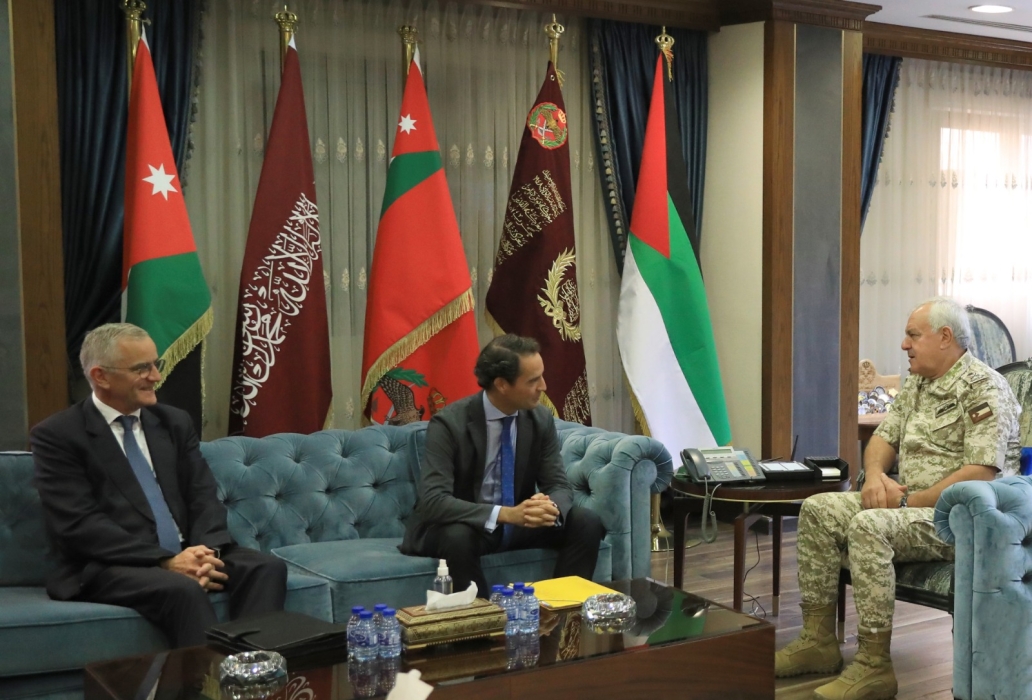 Army chief meets NATO official