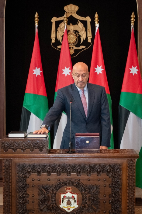 وزير المياه يلتقي السفير الأسترالي