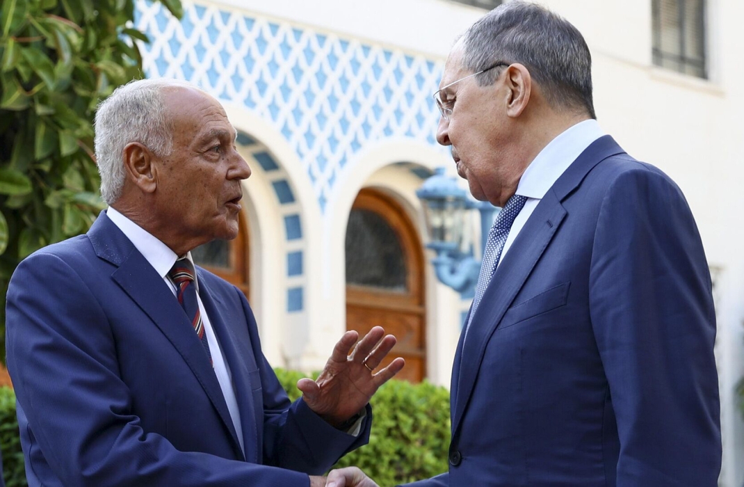 بعد تبادل الهجمات بين الفلسطينيين والإسرائيليين.. أبو الغيط يتوجه إلى موسكو لإجراء محادثات