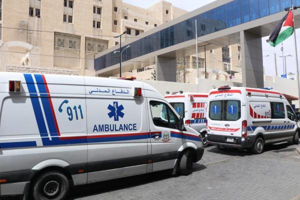 9 إصابات بتدهور مركبة في شارع الجامعة