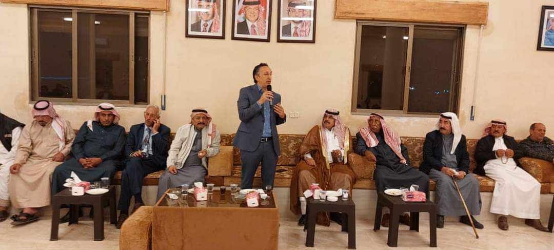 عشيرة الدهامشة  بني صخر  يستقبلون مؤسسي مشروع حزب العمل ...صور