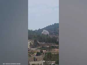 فيديو.. انفجارات في القدس وسقوط صاروخ على مطار بن غوريون