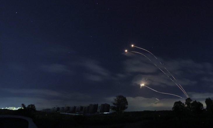 اطلاق صواريخ من جنوب لبنان على الجليل