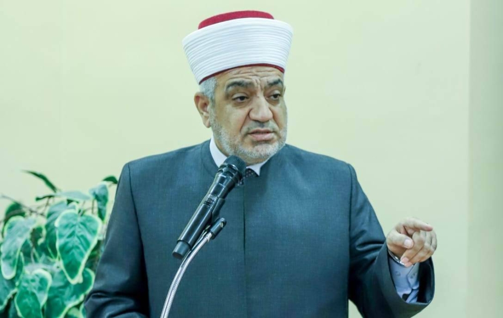 وزير الأوقاف يتفقد مشروع الوحدات السكنية للأسر العفيفة بالشونة الشمالية