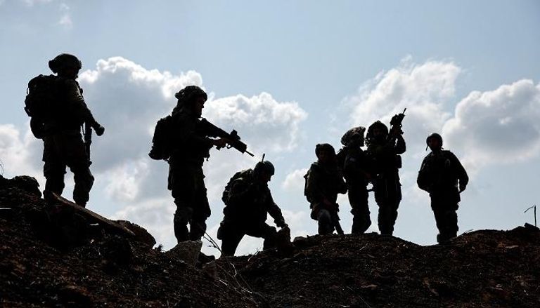 جبهة جديدة تشتعل.. صواريخ من سوريا على الجولان