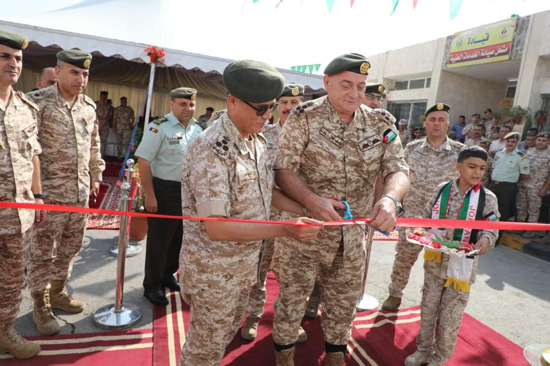 مدير عام الخدمات الطبية الملكية يفتتح المشغل المتنقل في قيادة مشغل صيانة الخدمات الطبية الملكية...صور