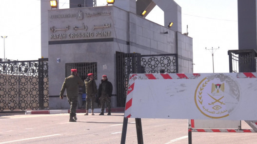 عاجل ..جيش الاحتلال: لن نسمح بمرور أي قوافل وقود ومساعدات لقطاع غزة