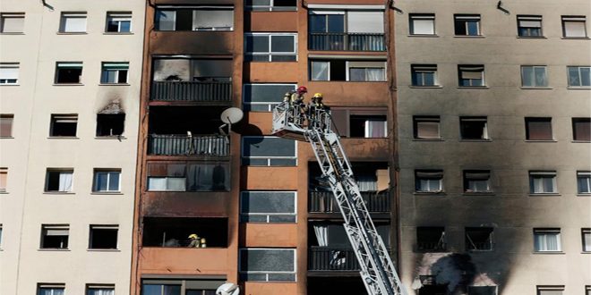 مصرع أربعة أشخاص بحريق في مبنى سكني غرب إسبانيا