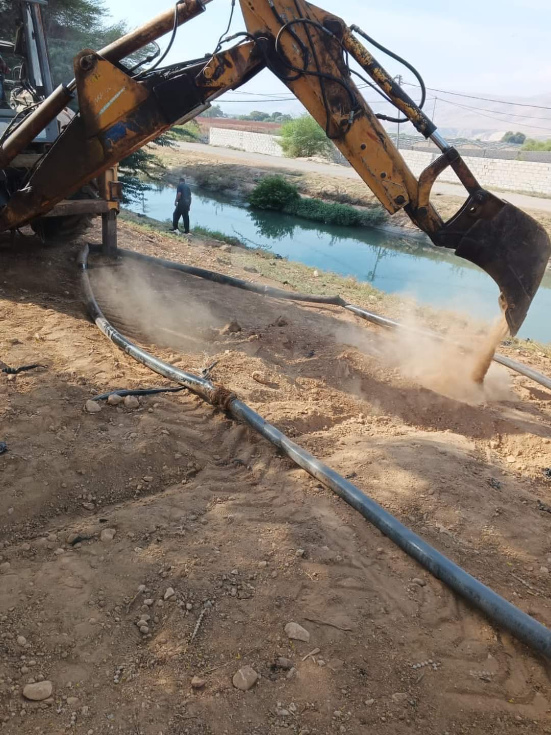 إزالة اعتداءات على قناة الملك عبدالله بالأغوار الشمالية