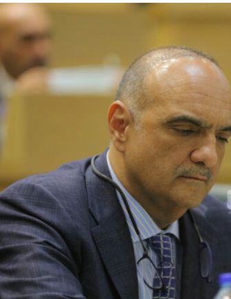 الخصاونة: نلتزم بالوقوف صفا واحدا خلف الملك الوصي على مقدسات القدس