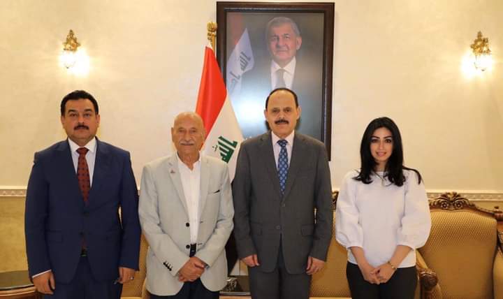 القائم بالأعمال يستقبل الفنان التشكيلي العراقي الكبير إبراهيم العبدلي ويؤكد دعم السفارة للفنانين من أبناء الجالية