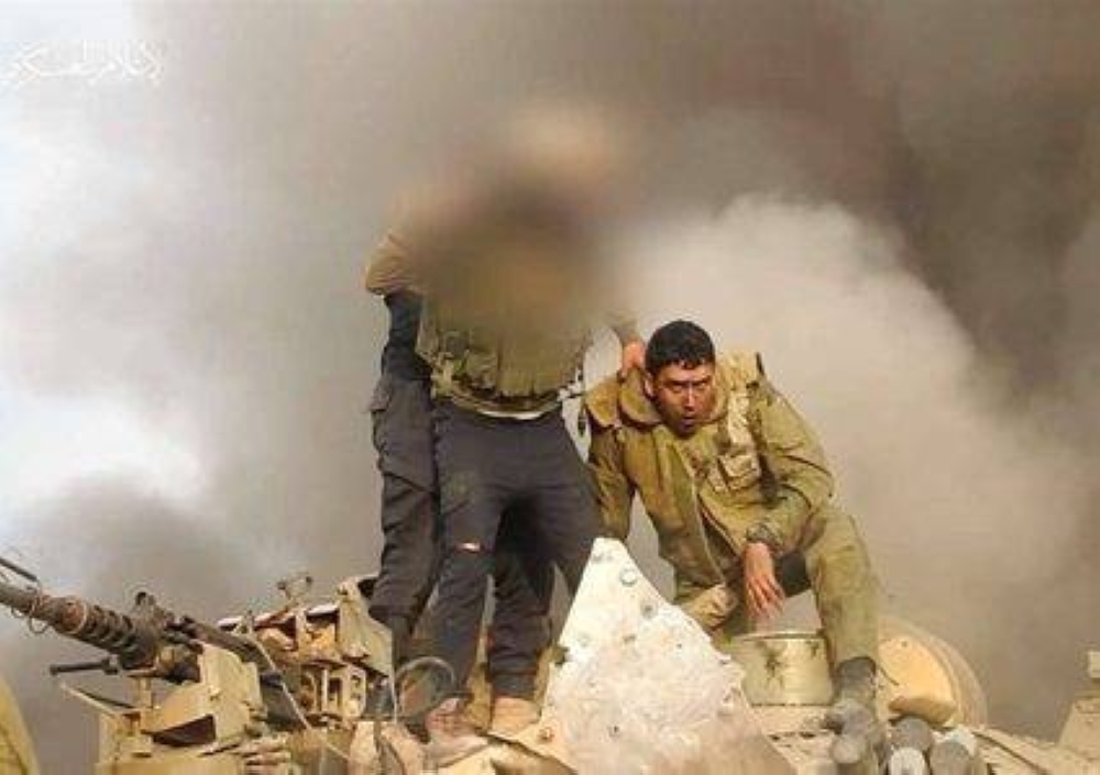 حماس : لدى كتائب القسام أكثر من 120 أسيرا