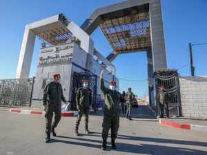 مصر: معبر رفح لم يغلق لكن القصف الإسرائيلي يحول دون عمله