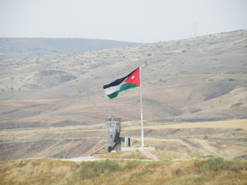 نقاط غلق أمنية على طريق البحر الميت والأغوار