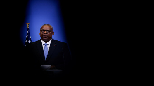 وزير الدفاع الأميركي يصل إلى إسرائيل