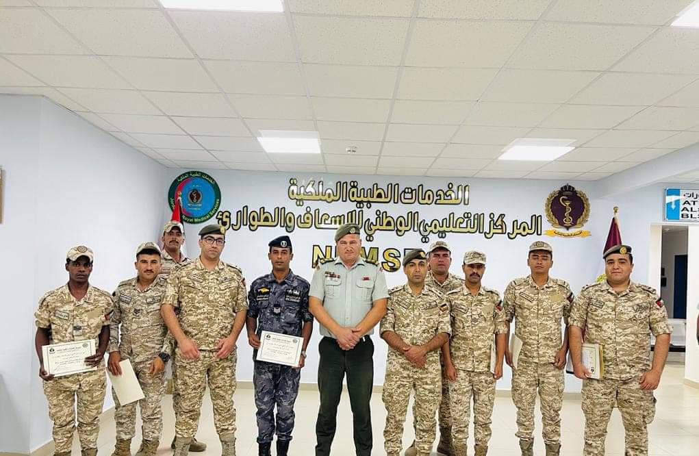 المركز التعليمي الوطني للإسعاف والطوارئ يختتم دورة الإسعاف التعبوي الميداني...