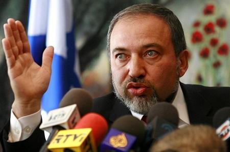 انضمام ليبرمان الى حكومة الطوارئ في إسرائيل