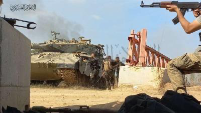 قصف وتبادل لإطلاق النار بالحدود اللبنانية الإسرائيلية