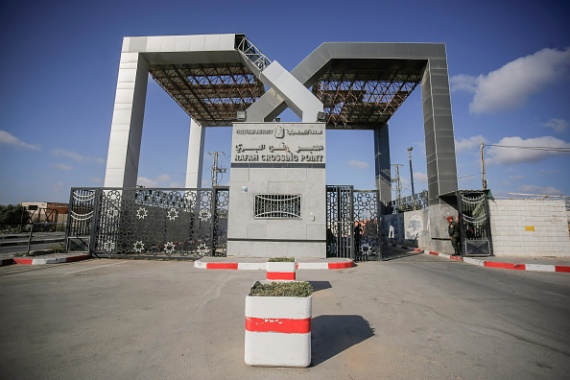 لغاية الآن لم  تتخذ سلطات  الاحتلال الاسرائيلي  موقفًا لإدخال المساعدات من معبر رفح البري الحدودي