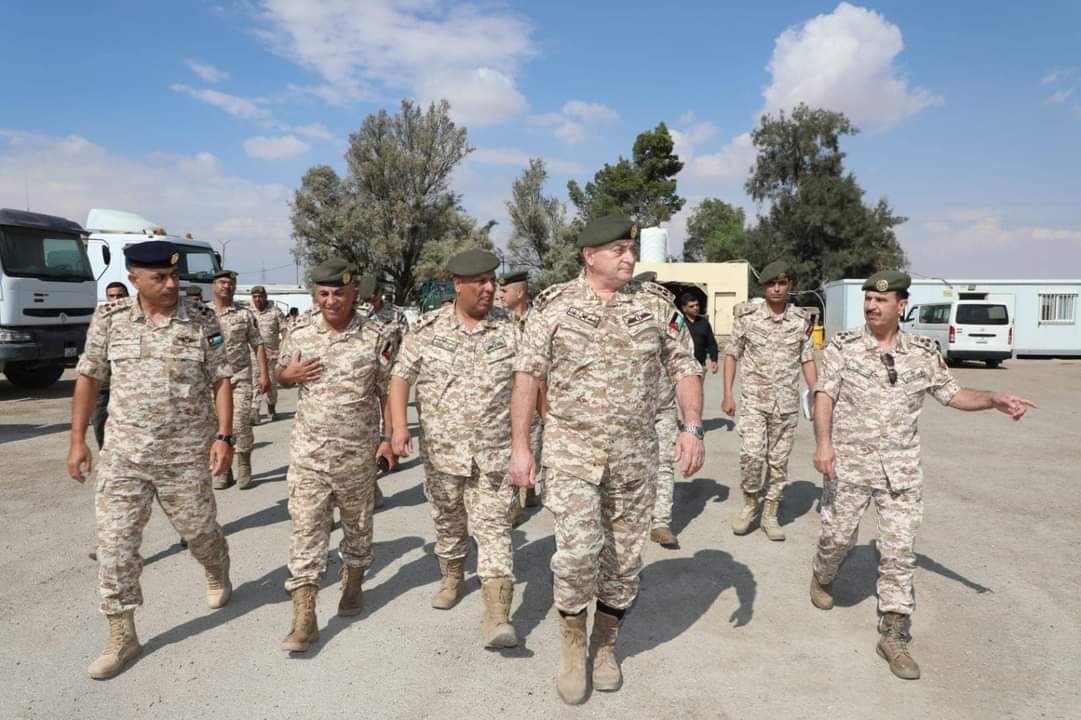 مدير عام الخدمات الطبية الملكية يتفقد قيادة المستشفى الميداني المتحرك...صور