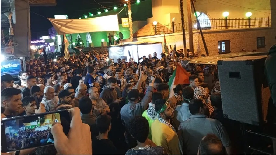وقفات تضامنية في إربد مع الشعب الفلسطيني