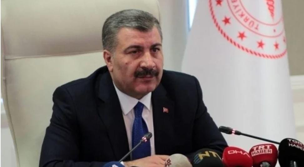 وزير الصحة التركي يبحث مع “الصحة العالمية” المساعدات إلى غزة