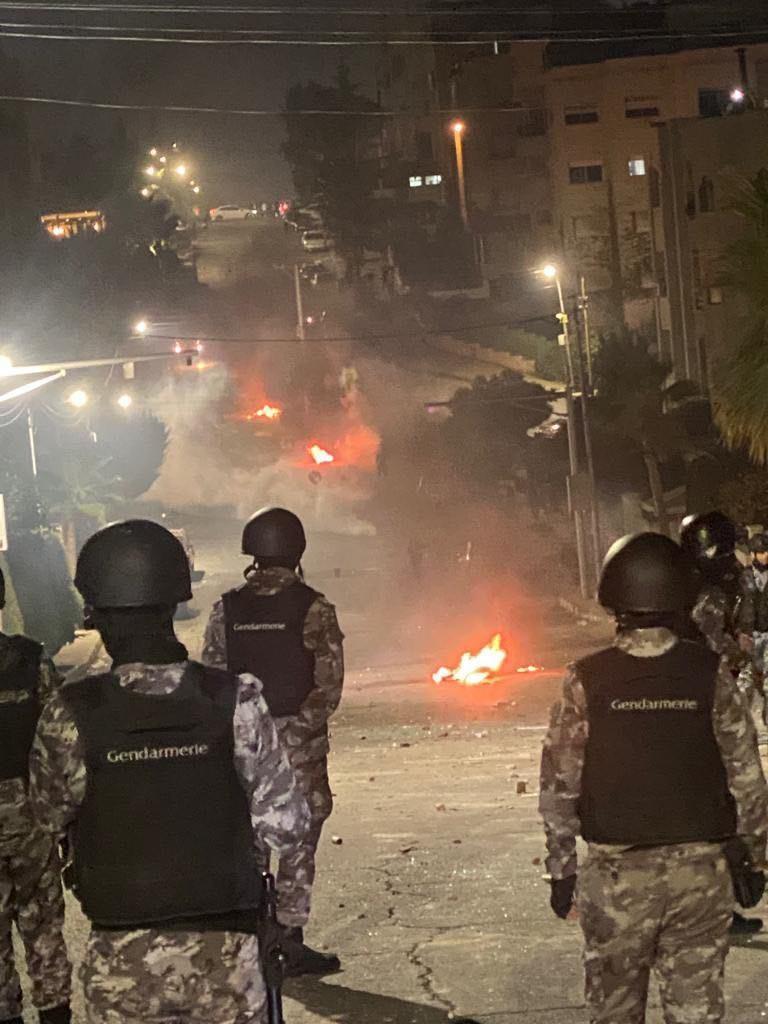 الامن: ما زلنا نتعامل مع مثيري الشغب في الرابية