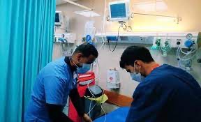 مدير مستشفى شهداء الأقصى بدير البلح: نفاذ المخزون الإستراتيجي من الأدوية واللوازم الطبية