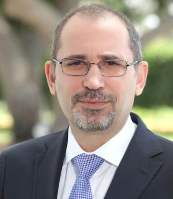 الصفدي يلتقي المبعوث الياباني الخاص لعملية السلام
