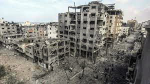 الدفاع المدني يحاول انتشال جثامين الشهداء