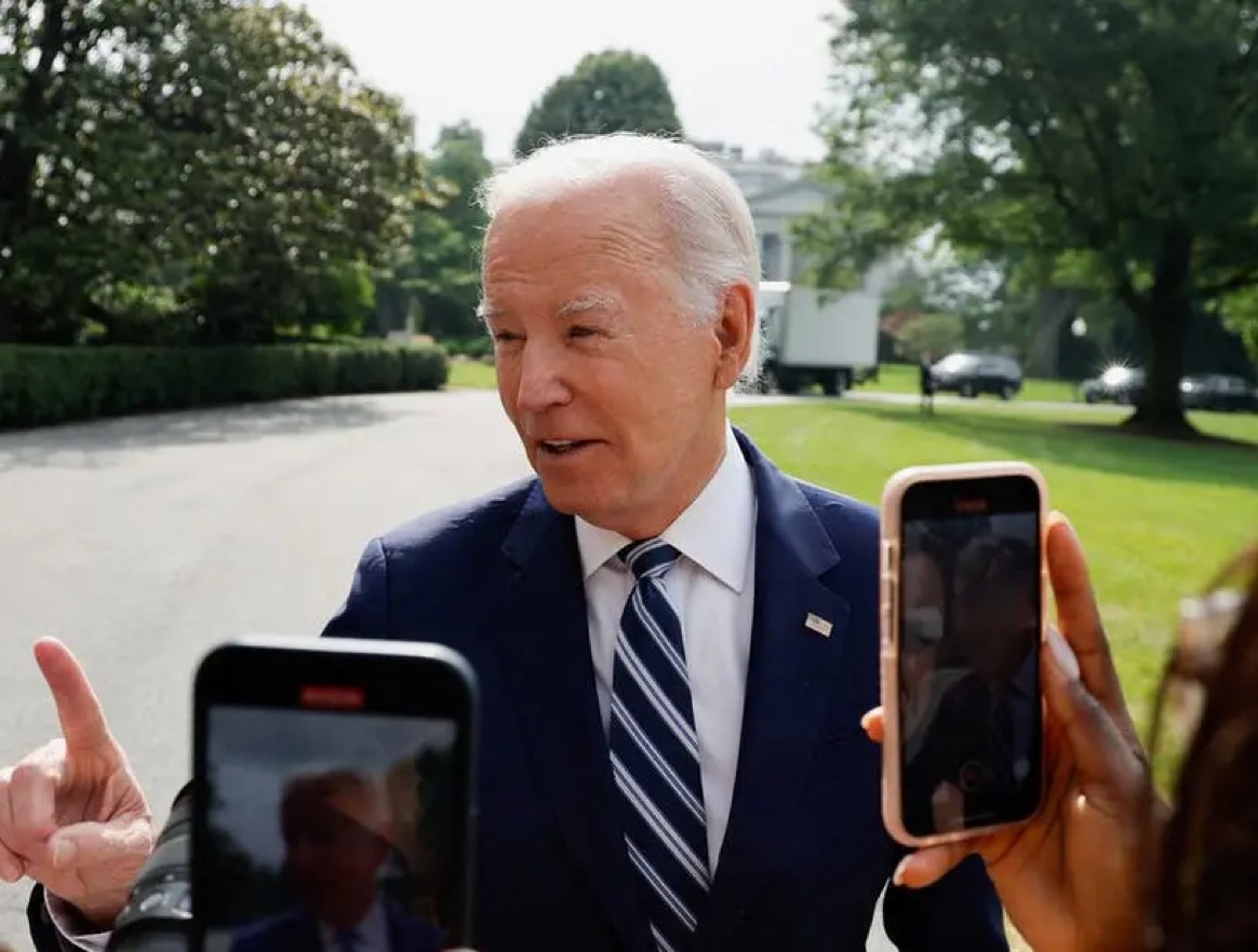 بايدن يعرب عن سعادته الغامرة بعد الإفراج عن أسيرتين أميركيتين